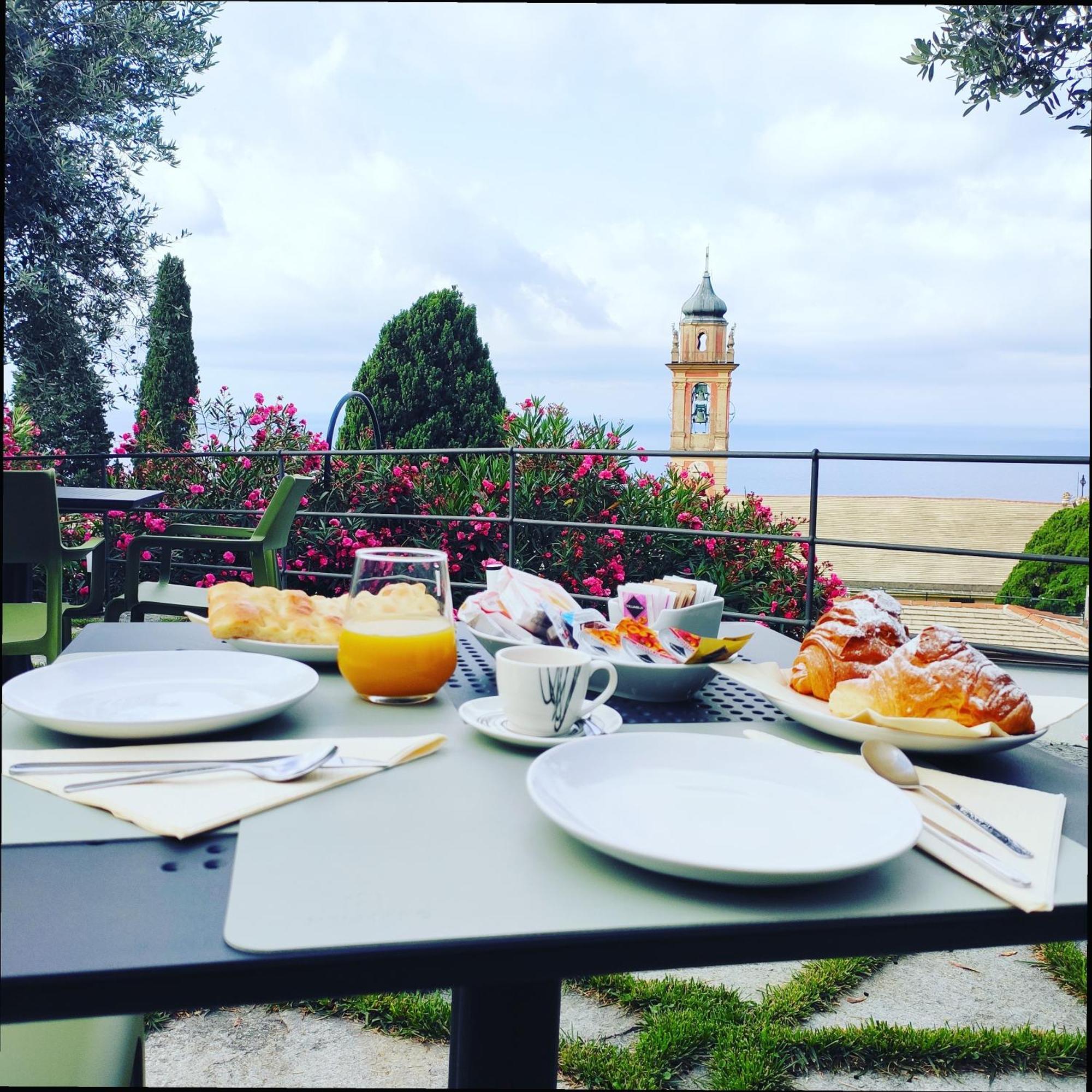 Locanda Goeghin Pieve Ligure Eksteriør billede